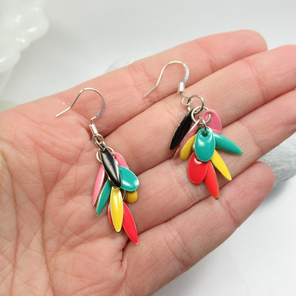 Multi colored enamel drop earrings - Picture 9 of 10